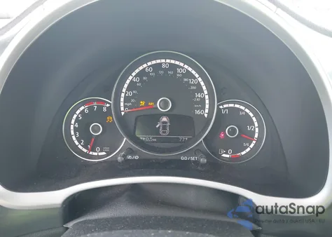 2016 Volkswagen Beetle 1.8T Denim z USA, uszkodzony, nr VIN 3VW507AT3GM813652